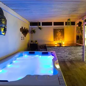  Appartement Luxury Duplex - Private Jacuzzi - Center Hivernage